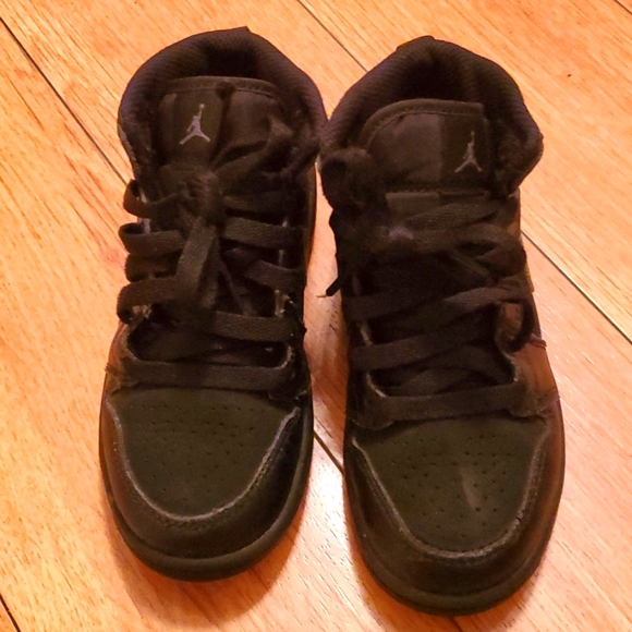 Nike Other - Black Nike Air Jordans